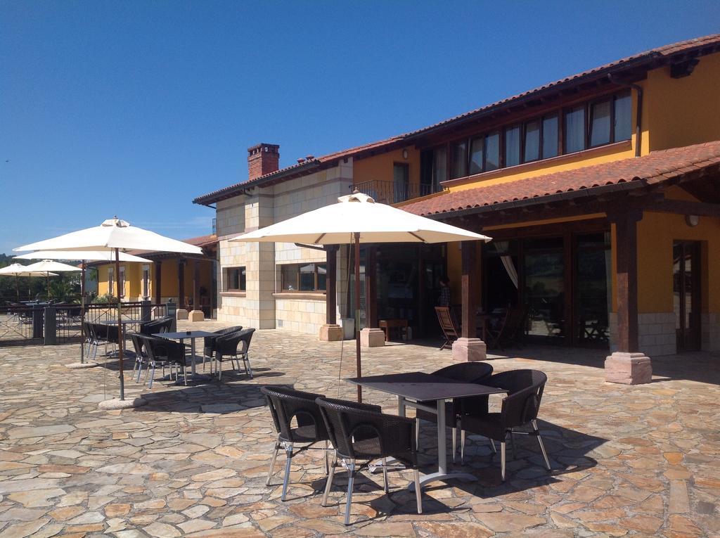 Hotel Don Silvio Colombres Exteriör bild